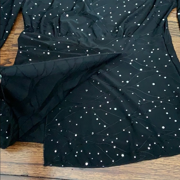 Women’s dressy top - Picture 6 of 10